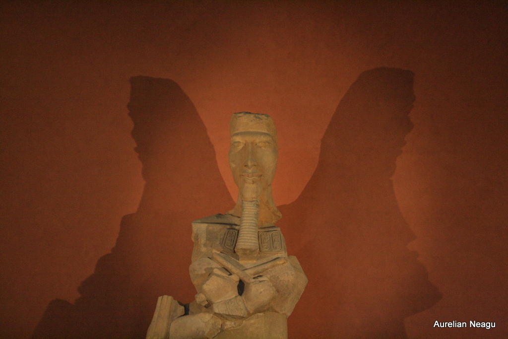Akhenaton