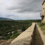 Menerbes_13